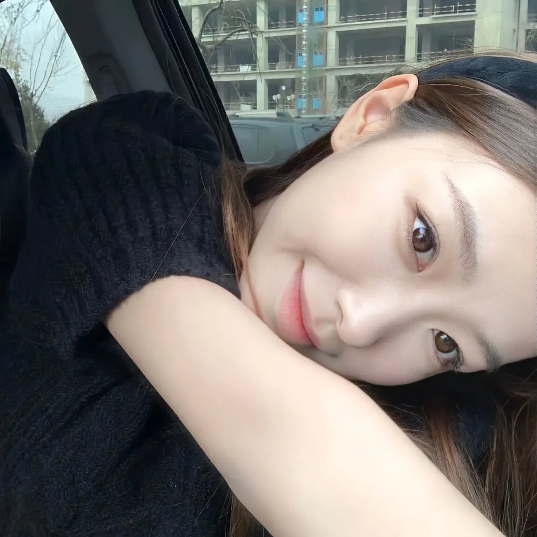 女管家